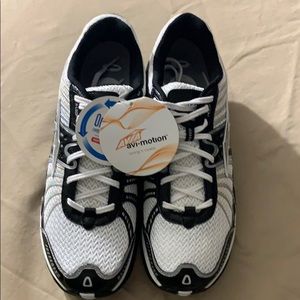 NWT Avia Toning ‘ n Motion